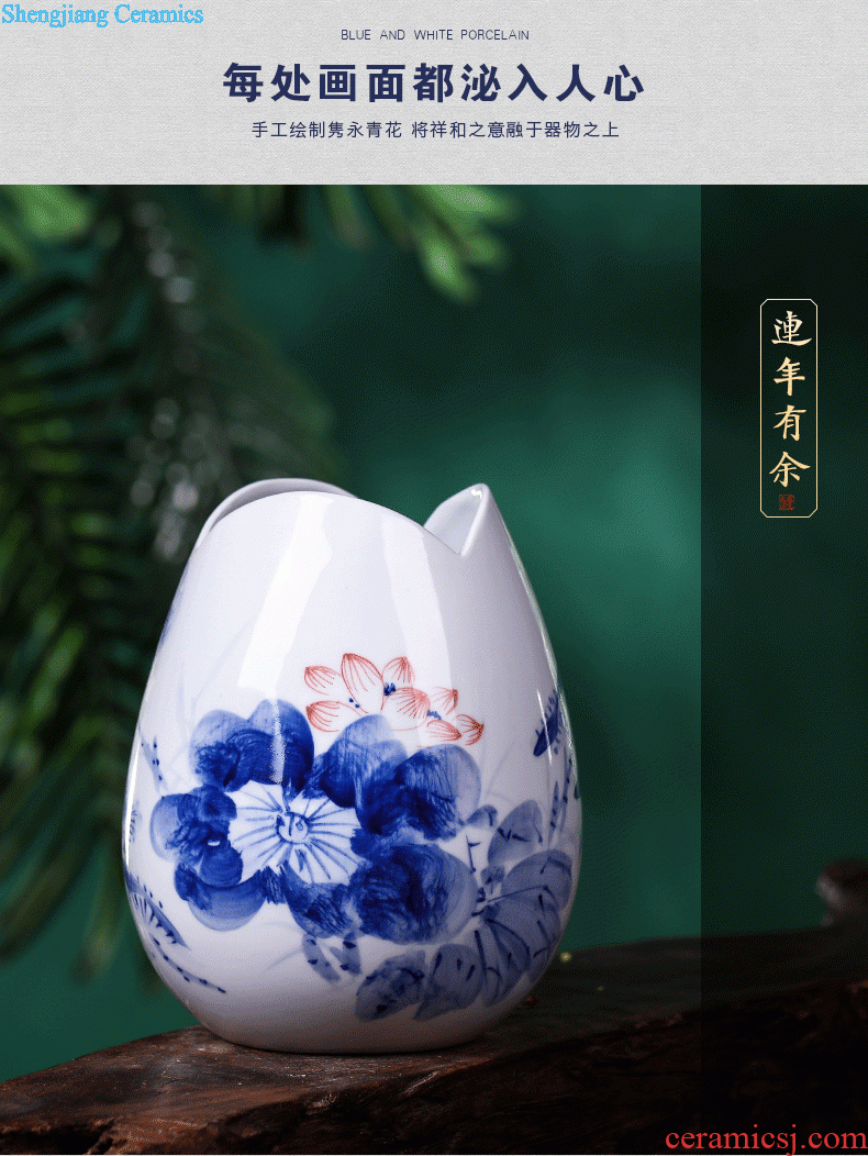 Jingdezhen ceramic vase furnishing articles imitation kiln crack decoration of Chinese style flower arrangement craft rich ancient frame wine sitting room