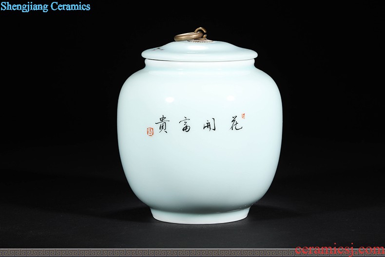 Large ceramic green tea, black tea pu-erh tea canister antique Chinese blue and white porcelain is classical sitting room place pot storage tank