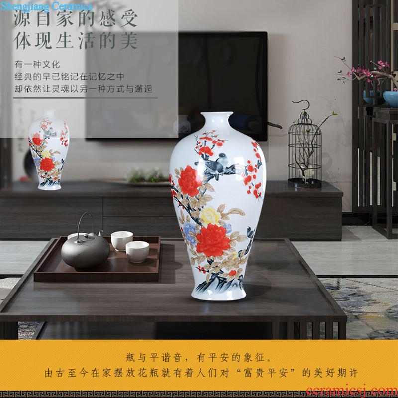 Jingdezhen ceramics hand-painted floret bottle water raise lucky bamboo flower arrangement of blue and white porcelain decorative furnishing articles creative arts and crafts