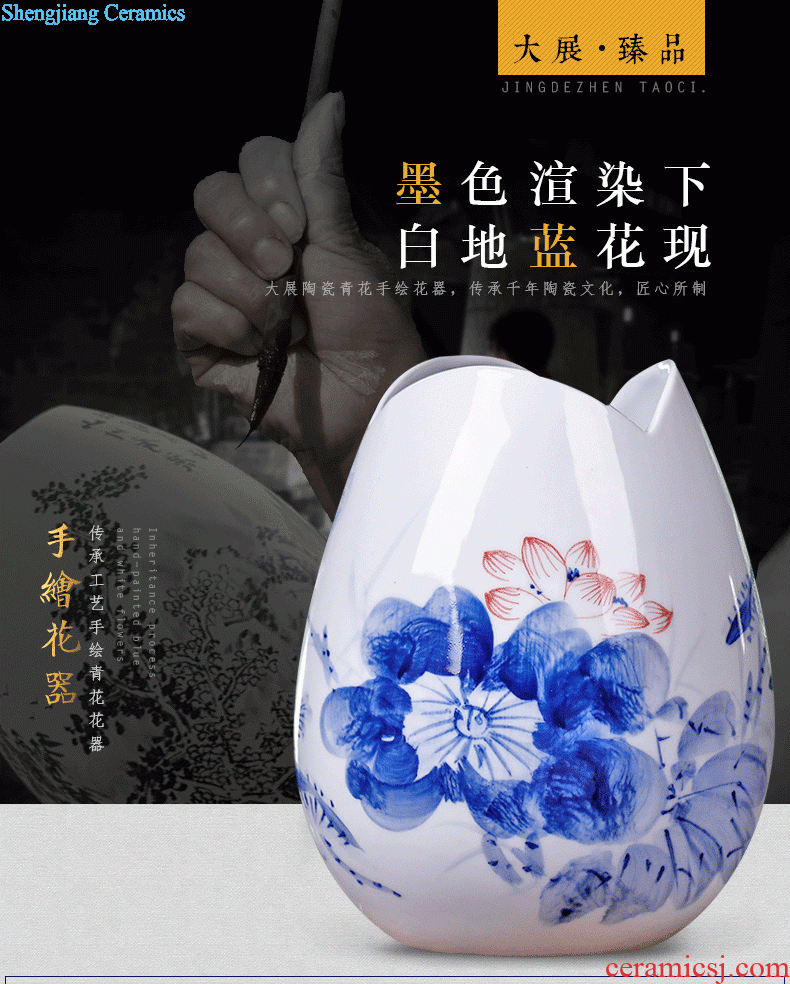 Jingdezhen ceramic vase furnishing articles imitation kiln crack decoration of Chinese style flower arrangement craft rich ancient frame wine sitting room