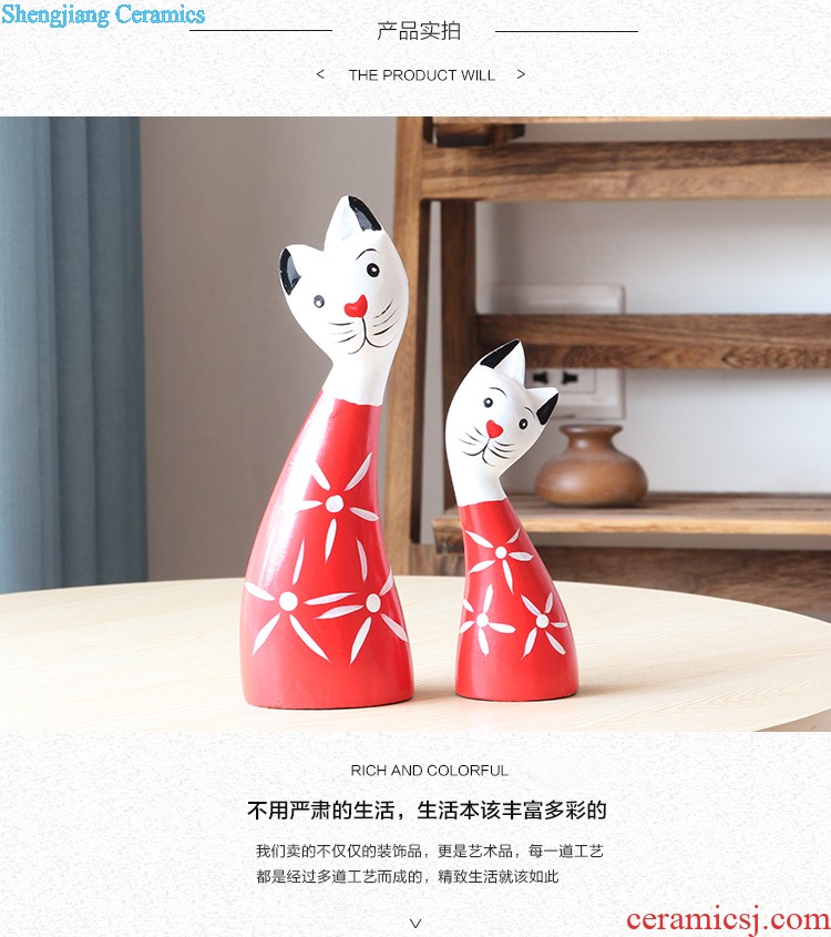 Lovers swallow fish fashion of ceramic arts and crafts furnishings Personality ceramic furnishing articles Home decoration