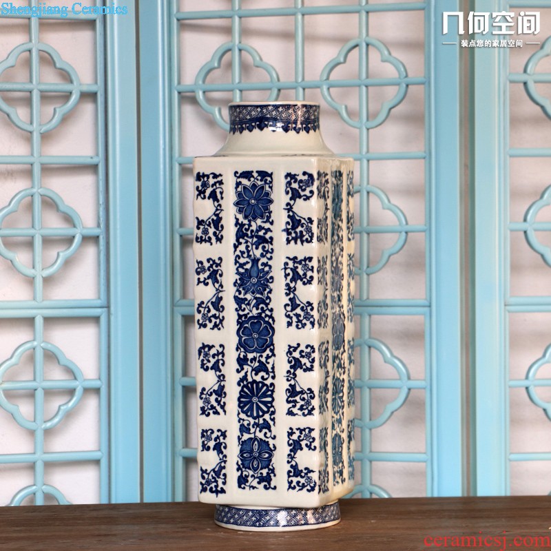 European classical circle of blue and white porcelain jar New Chinese style TV cabinet table home flower arranging soft adornment ceramics furnishing articles