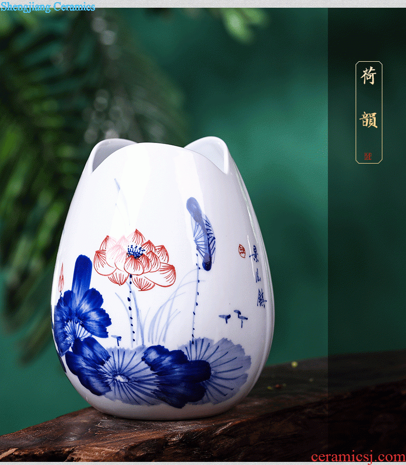 Jingdezhen ceramic vase furnishing articles imitation kiln crack decoration of Chinese style flower arrangement craft rich ancient frame wine sitting room