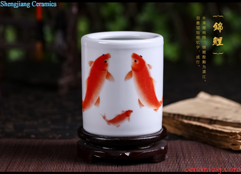 Jingdezhen ceramics New Year red pig baby small ornament household act the role ofing is tasted the Chinese zodiac features of creative decoration