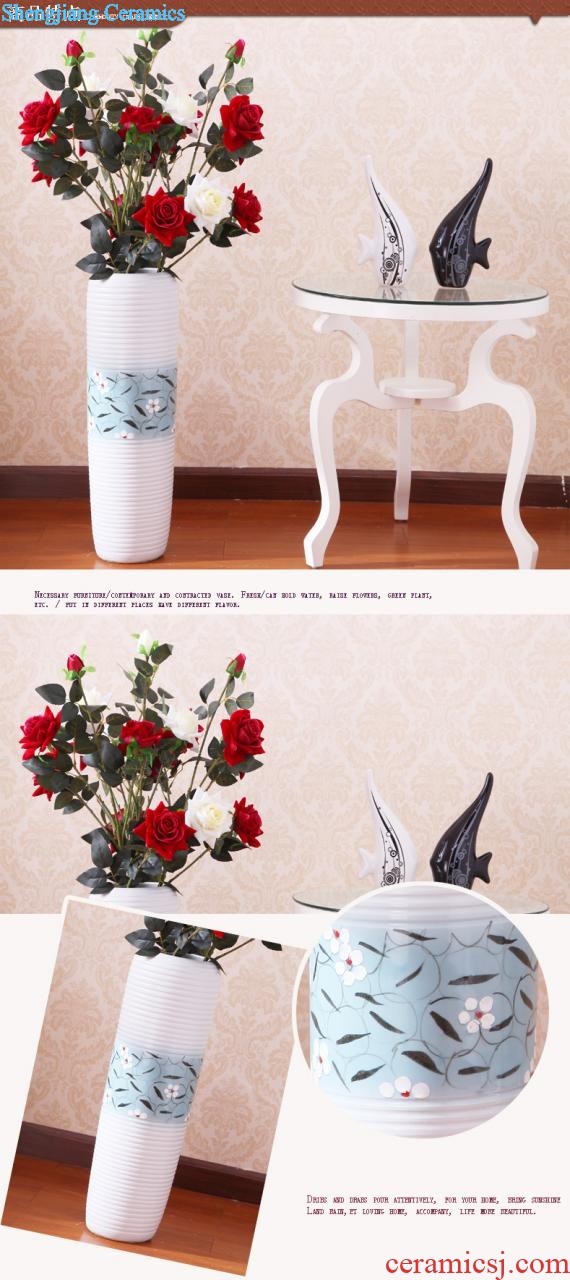 Contemporary and contracted household act the role ofing is tasted Black and white vase Jingdezhen ceramic furnishing articles A new soft outfit decoration furnishing articles