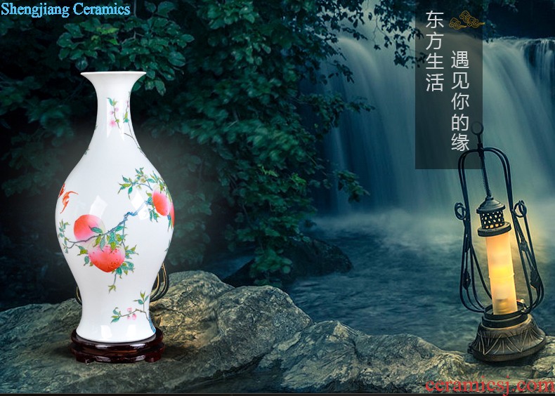 Jingdezhen ceramics hand-painted scenery vintage vase water raise lucky bamboo wine cabinet decorative furnishing articles creative arts and crafts