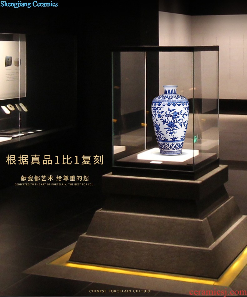 Master of Chinese style restoring ancient ways hand-painted vases, flower arranging furnishing articles of jingdezhen ceramics room sitting room wine home decoration