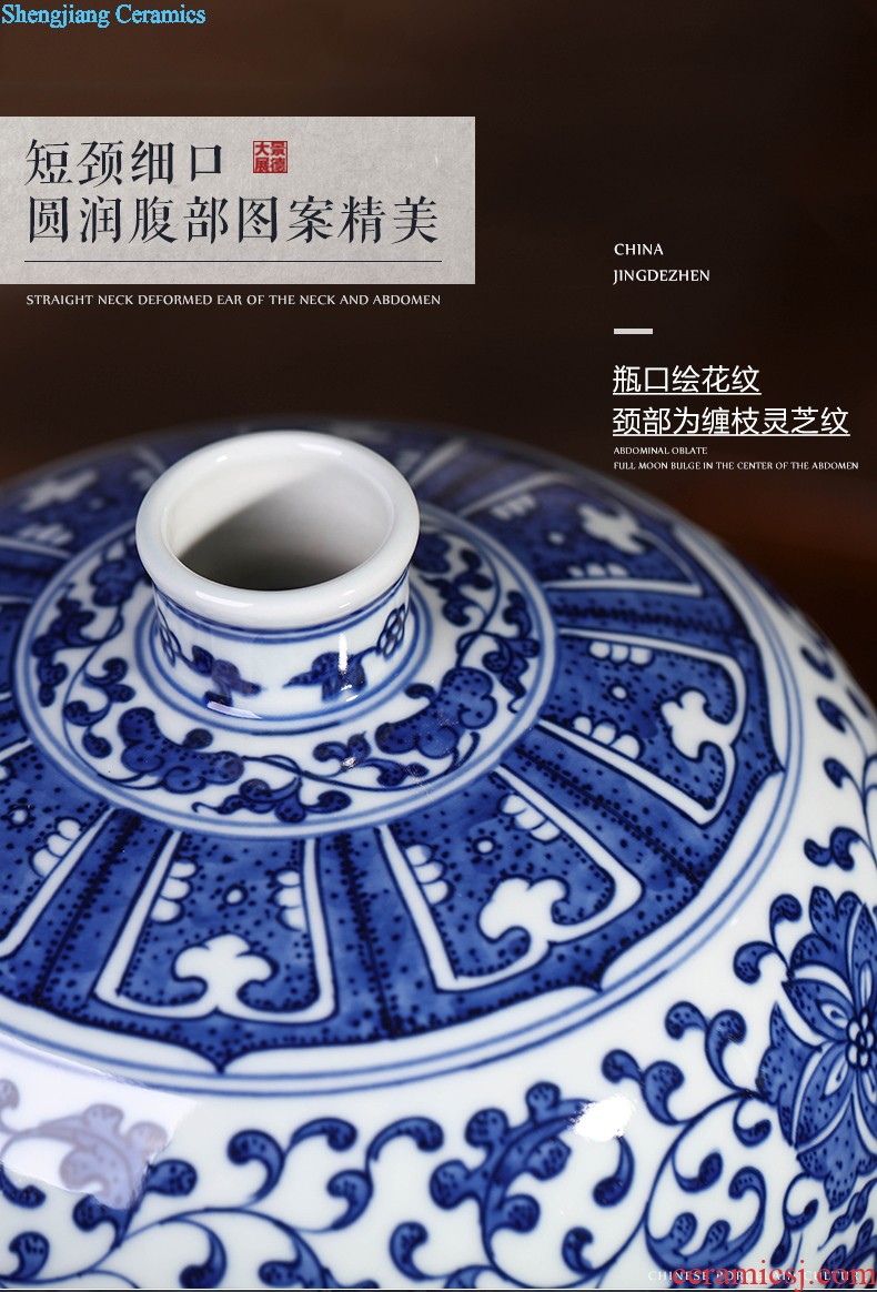 Master hand painted blue and white porcelain vase home sitting room porch decorate restoring ancient ways furnishing articles of jingdezhen ceramics vase