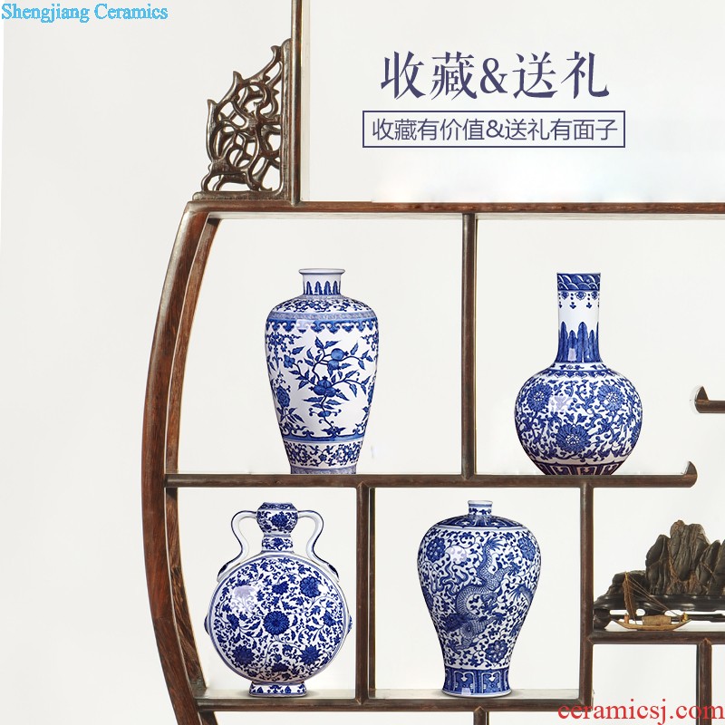 Master of Chinese style restoring ancient ways hand-painted vases, flower arranging furnishing articles of jingdezhen ceramics room sitting room wine home decoration