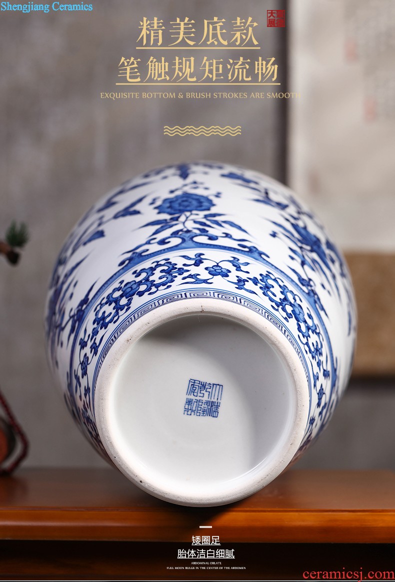 Master of Chinese style restoring ancient ways hand-painted vases, flower arranging furnishing articles of jingdezhen ceramics room sitting room wine home decoration