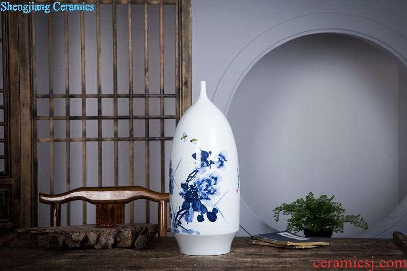 Huai embellish auspicious ceramics master of landscape painting and calligraphy jingdezhen porcelain hand-painted contracted and contemporary calligraphy and painting the ground vase vase