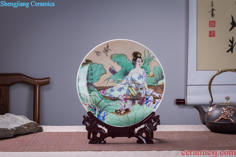 Jingdezhen ceramics vase hand-painted Yellow lotus pond fragrant flower arrangement, the sitting room of Chinese style household decorative furnishing articles