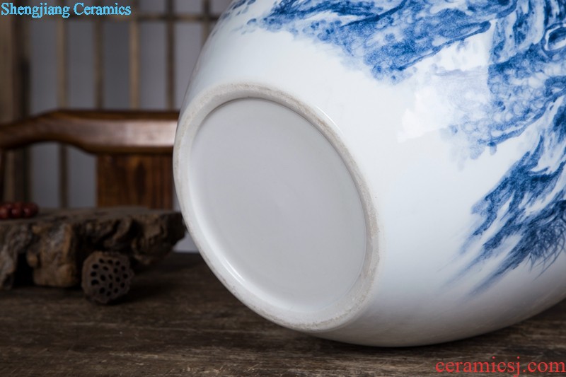 Huai embellish, jingdezhen ceramics famous master hand draw archaize of blue and white porcelain vase rich ancient frame is placed in the living room