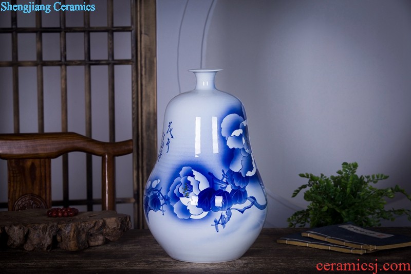 Jingdezhen blue and white desktop vase ng mun-hon hand-painted hand-painted ceramic vase of blue and white peony classical decorative furnishing articles