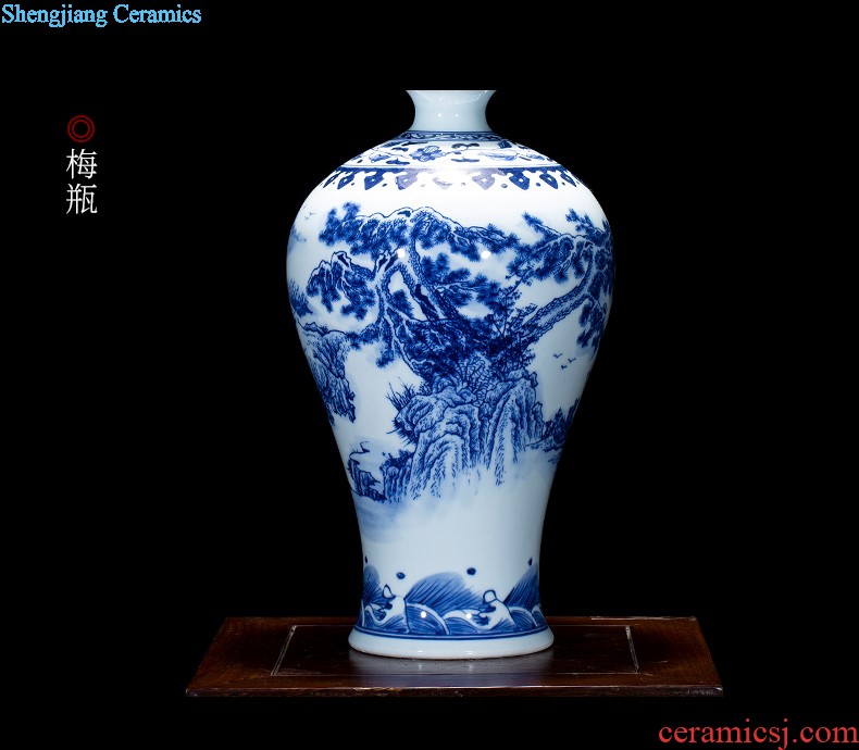Jingdezhen ceramic vase vase desktop hand draw freehand brushwork in traditional Chinese ceramic floret bottle classical fashion home decoration furnishing articles