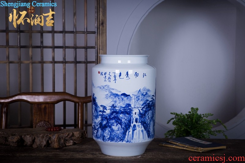 Jingdezhen ceramics master hand painted blue and white porcelain vases, flower arrangement of the sitting room porch decoration of new Chinese style furnishing articles