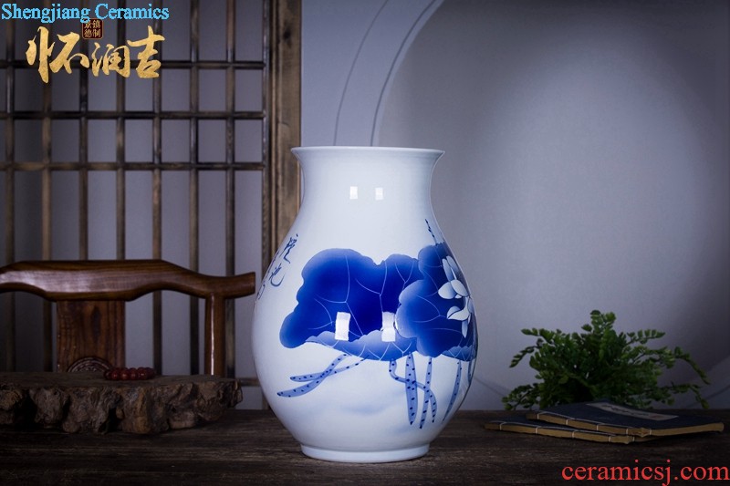 Jingdezhen blue and white vase landscape stream master ng mun-hon hand-painted hand-painted vase fashion home furnishing articles