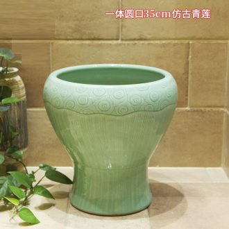 M beauty on the ceramic basin basin basin basin is the basin that wash a face the sink Alice's jungle