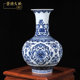 Jingdezhen hand-painted ceramic vases, contracted and contemporary and fashionable household furnishing articles lotus flower arrangement sitting room place dry vase