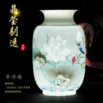 Jingdezhen ceramic classical large blue and white porcelain vase household living room flower arrangement of Chinese style restoring ancient ways is rich ancient frame furnishing articles