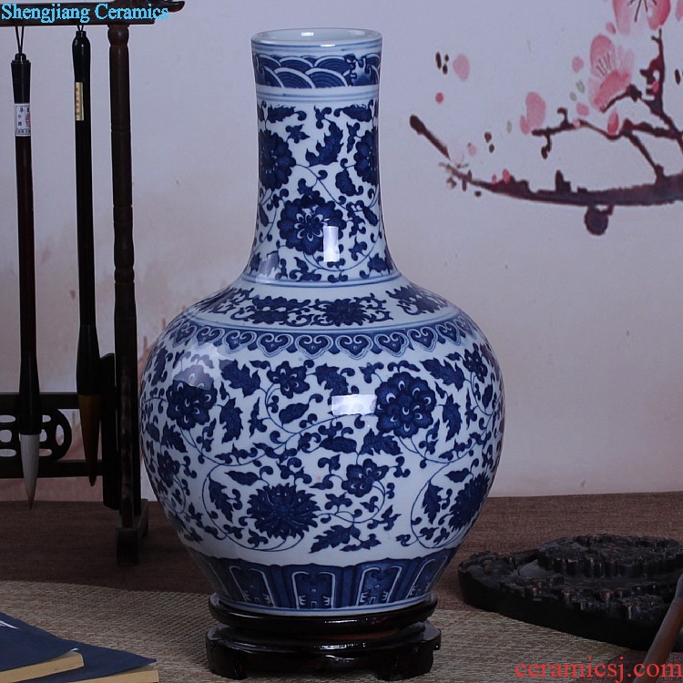 Jingdezhen ceramic vase sitting room is contracted Europe type is resided abstract art TV ark furnishing articles of handicraft ornament