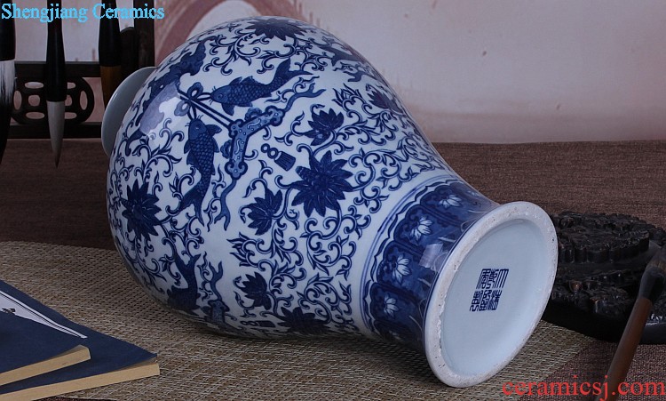 Jingdezhen ceramic vase sitting room is contracted Europe type is resided abstract art TV ark furnishing articles of handicraft ornament