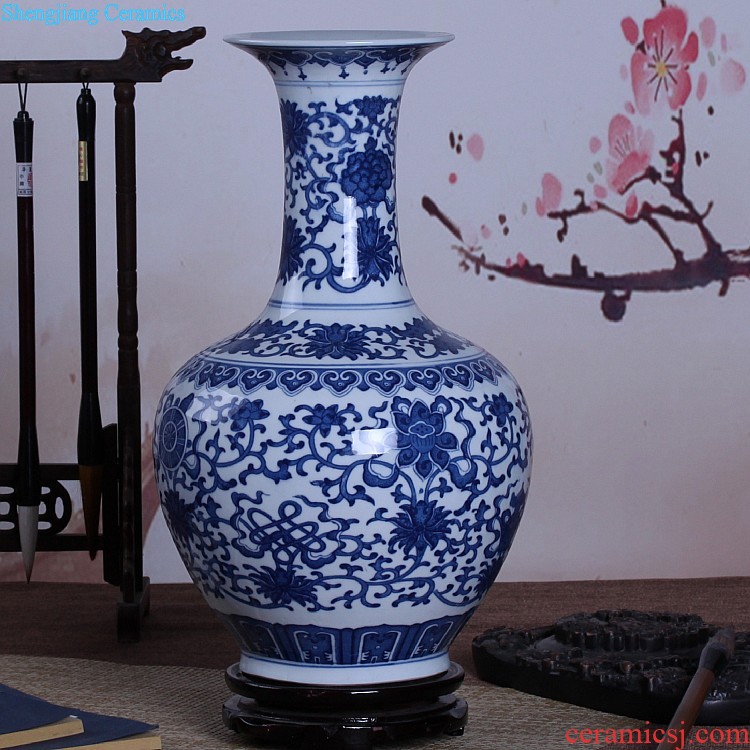 Jingdezhen ceramic vase sitting room is contracted Europe type is resided abstract art TV ark furnishing articles of handicraft ornament