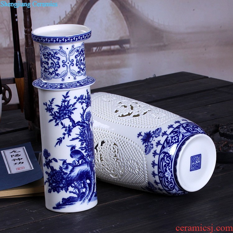 Jingdezhen ceramics creative hand-painted cheongsam blue and white porcelain vases, small wine sitting room adornment handicraft furnishing articles