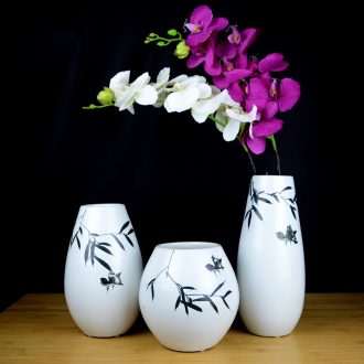 Contemporary and contracted jingdezhen ceramics vase three-piece sitting room home furnishing articles opened a housewarming gift