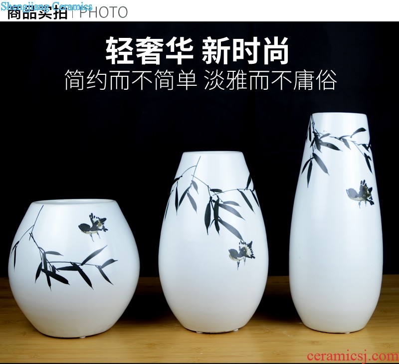 Contemporary and contracted jingdezhen ceramics vase three-piece sitting room home furnishing articles opened a housewarming gift