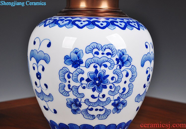 Household act the role ofing is tasted Classical Ming and qing dynasties antique Chinese vase furnishing articles Collection of jingdezhen porcelain decorative furnishing articles in the living room