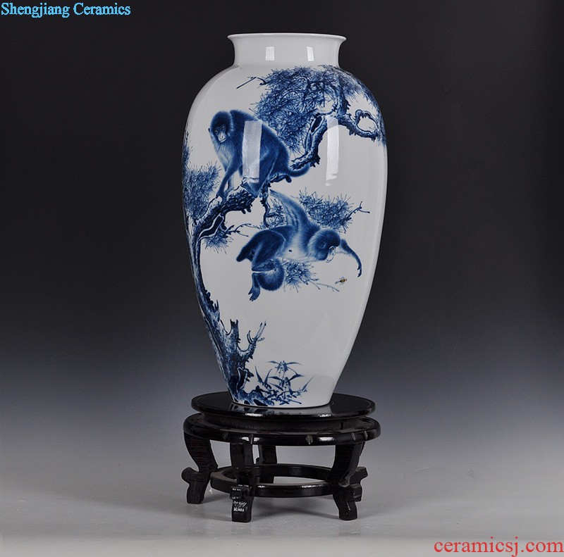 Jingdezhen ceramics famous hand-painted enamel vase Landscape figure Chinese porcelain handicraft furnishing articles in the living room