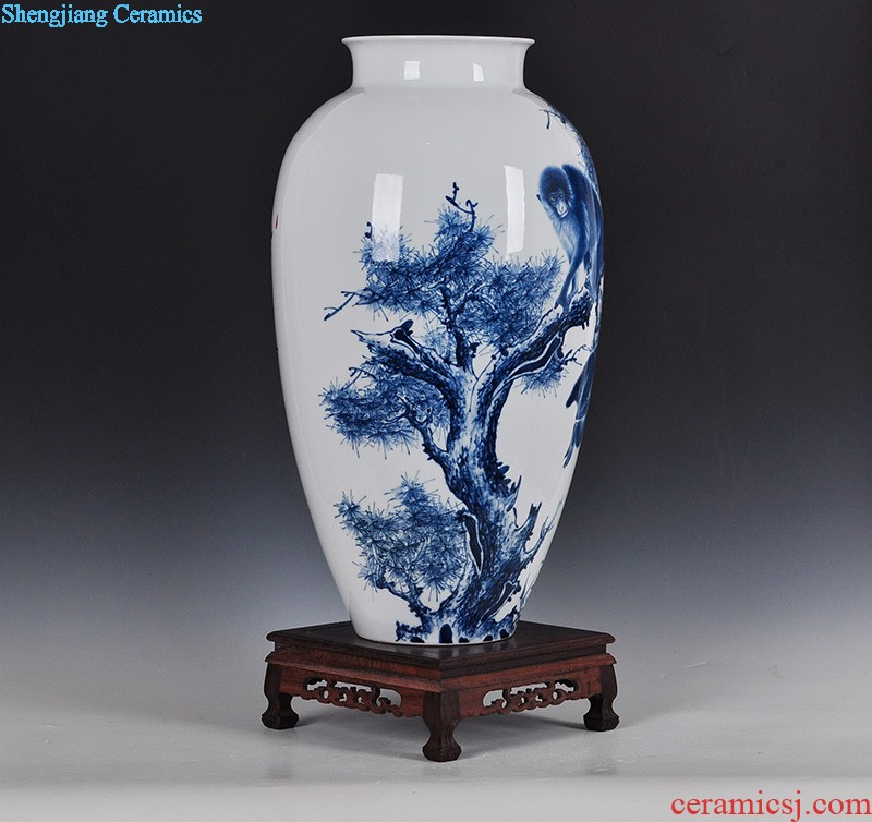 Jingdezhen ceramics famous hand-painted enamel vase Landscape figure Chinese porcelain handicraft furnishing articles in the living room