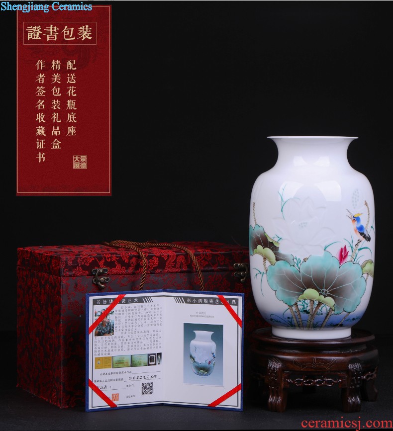 Jingdezhen ceramic classical large blue and white porcelain vase household living room flower arrangement of Chinese style restoring ancient ways is rich ancient frame furnishing articles