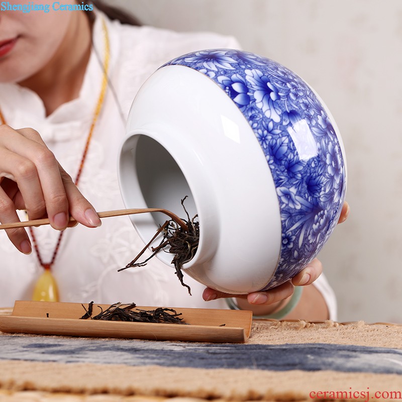 Blue and white porcelain tea pot 1 catty sealed ceramic storage tanks jingdezhen tea size loose tea caddy