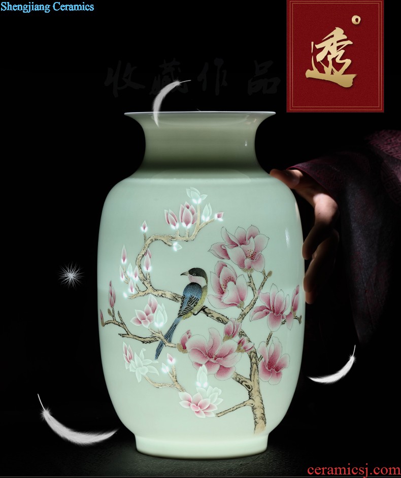 Creative hand painted blue and white porcelain vase furnishing articles mesa of Chinese style restoring ancient ways is the sitting room decoration home decoration ceramics handicraft