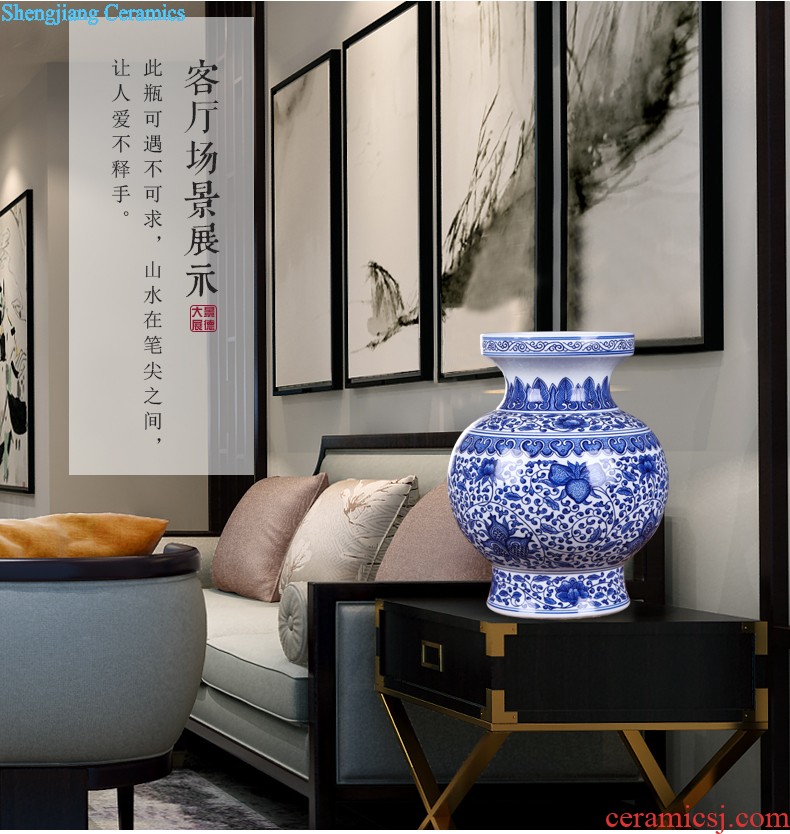 Jingdezhen ceramic furnishing articles under the antique porcelain Xiao Heyue after han xin ceramic vases, flower crafts are sitting room