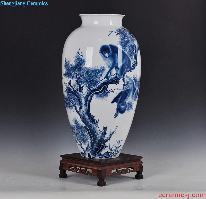 Jingdezhen ceramics famous hand-painted enamel vase Landscape figure Chinese porcelain handicraft furnishing articles in the living room