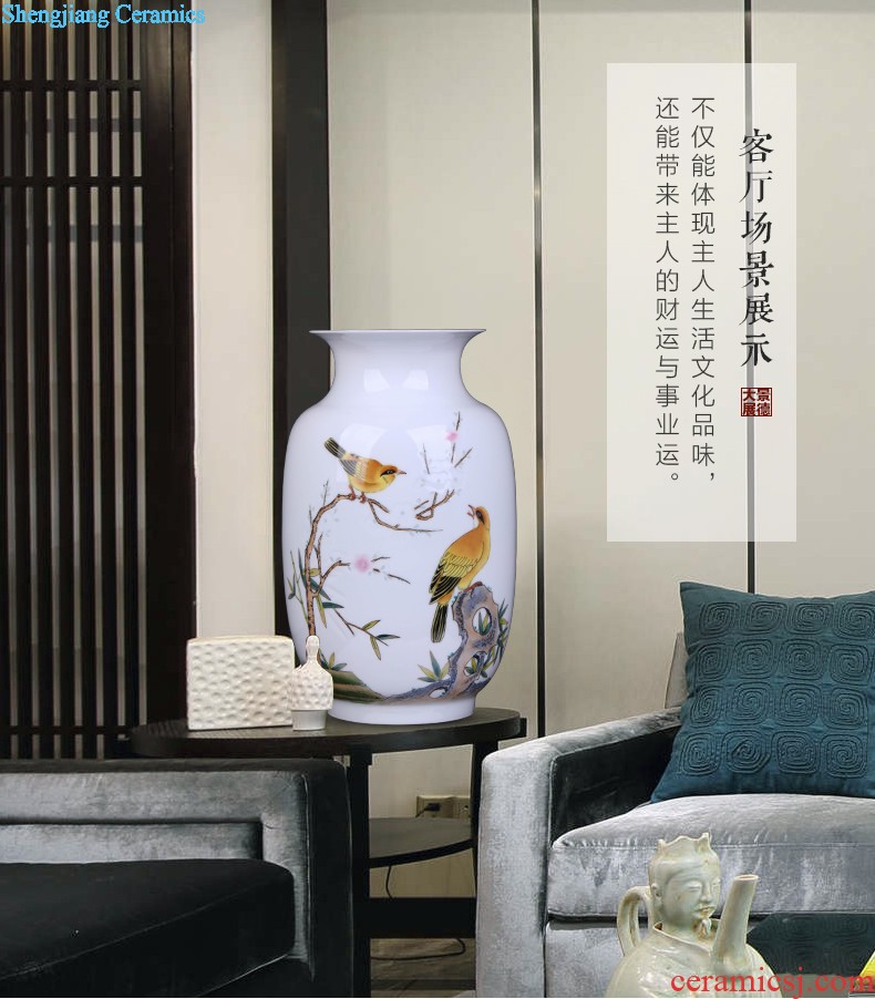 New Chinese style of jingdezhen ceramic vase Hand-painted archaize modern blue and white porcelain home decoration handicraft furnishing articles