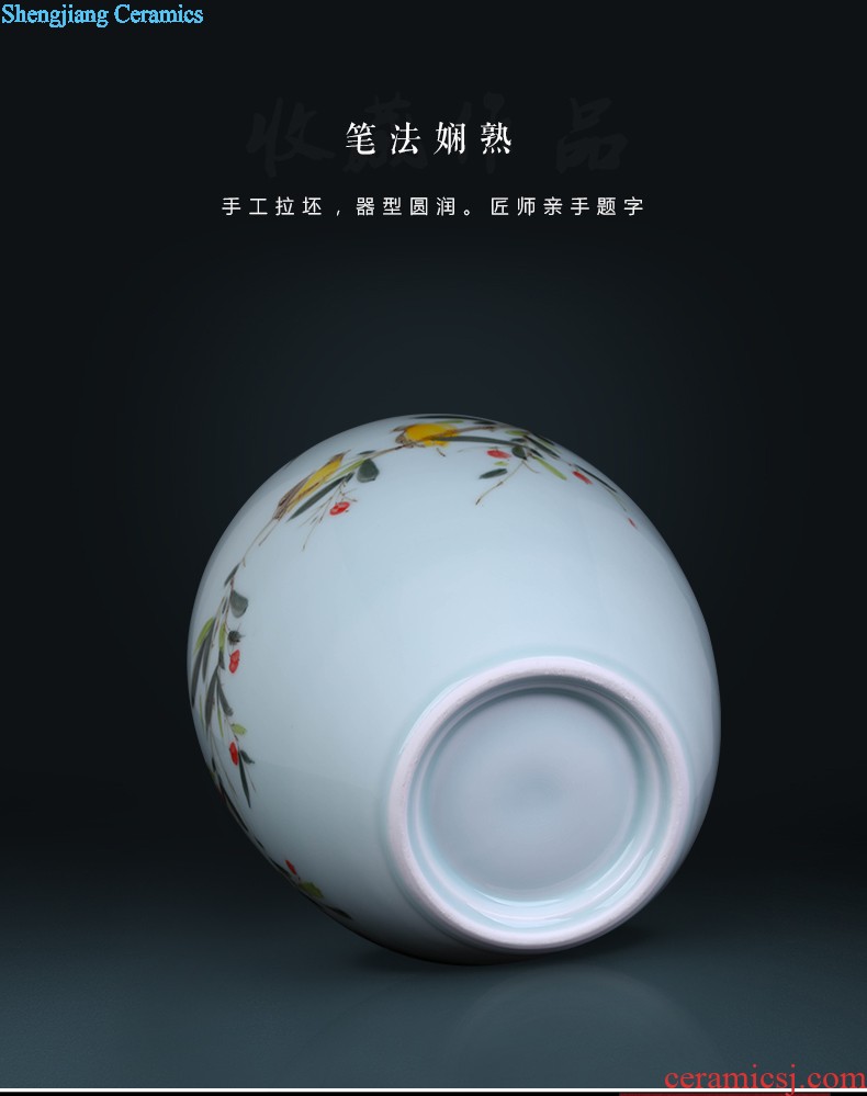 Blue and white porcelain of jingdezhen porcelain vases creative furnishing articles Chinese style classical style restoring ancient ways is hand-painted vases, antique vase