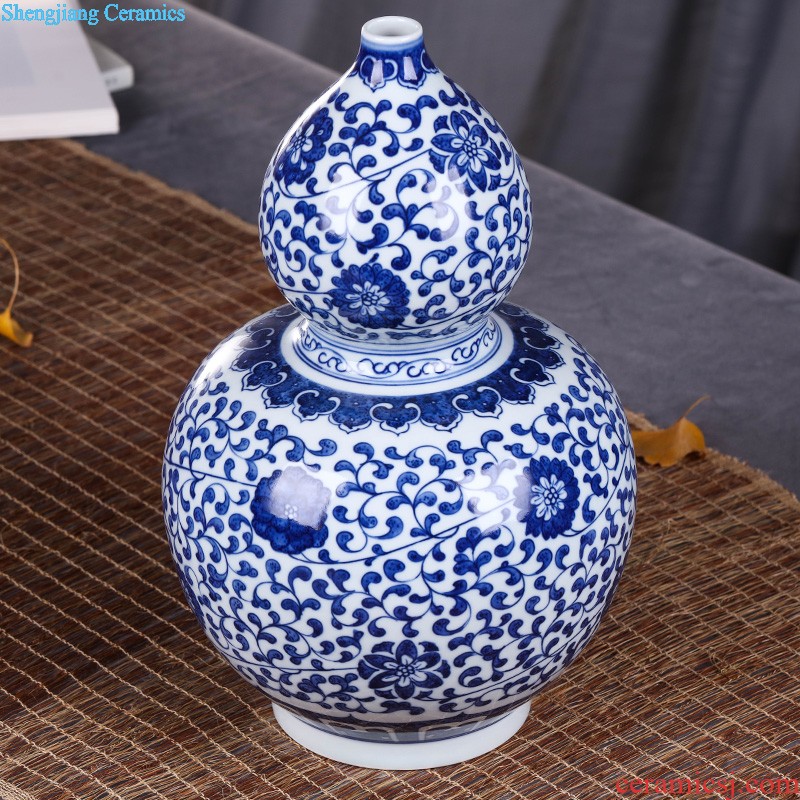 New Chinese style of jingdezhen ceramic hand-painted vases, furnishing articles Mesa of home sitting room adornment ornament TV ark act the role ofing is tasted