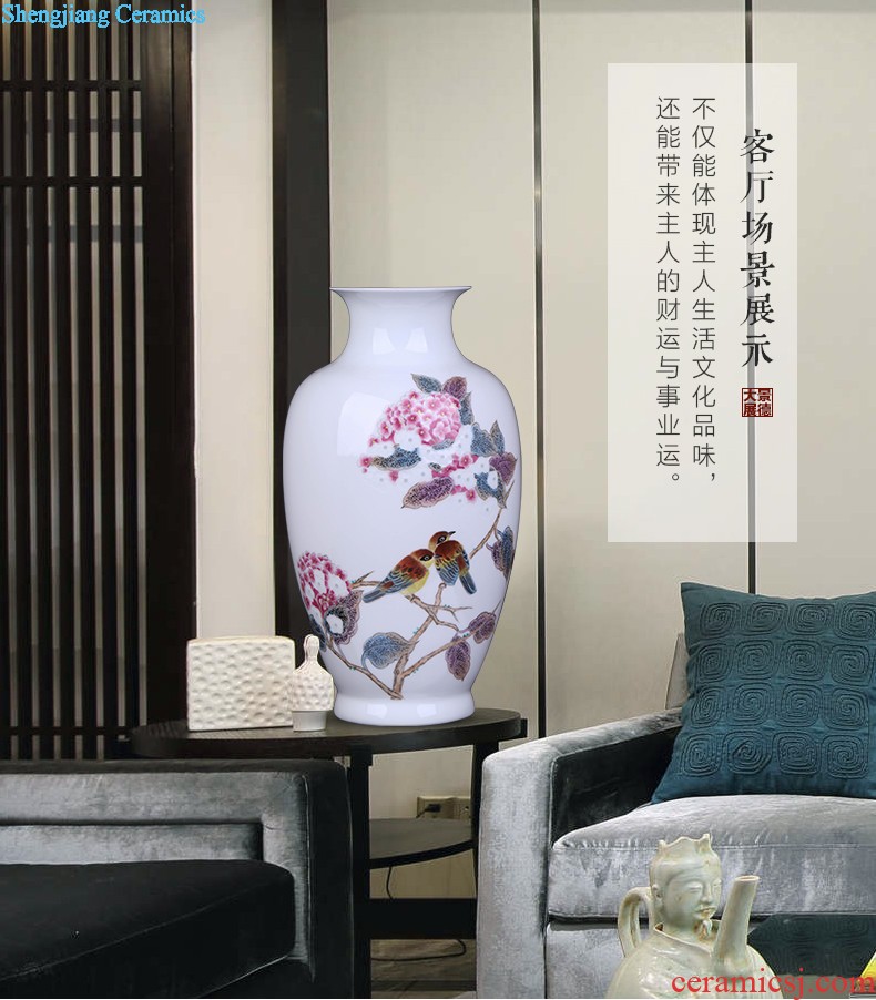 Jingdezhen ceramic furnishing articles The sitting room is master of flower arrangement vase decoration ceramics, hand-painted blue and white porcelain vase