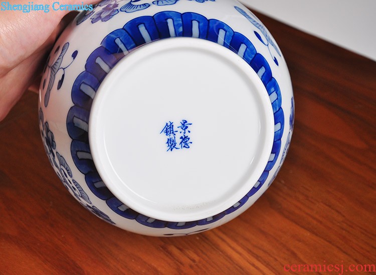 Household act the role ofing is tasted Classical Ming and qing dynasties antique Chinese vase furnishing articles Collection of jingdezhen porcelain decorative furnishing articles in the living room