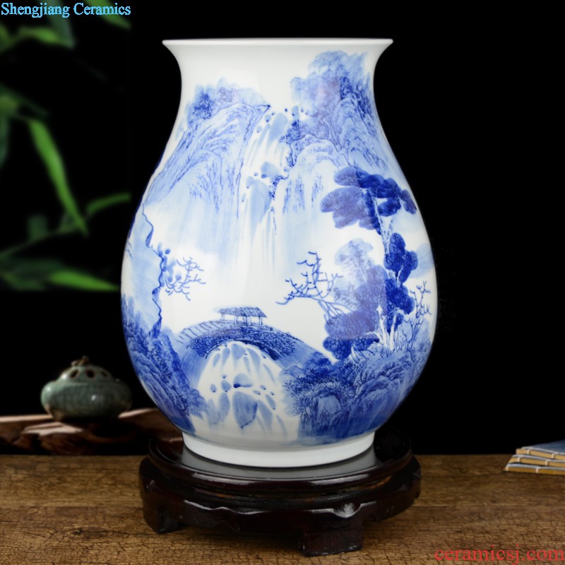 Jingdezhen ceramic general pot of modern American golden vase flower arrangement sitting room luxury household soft adornment is placed