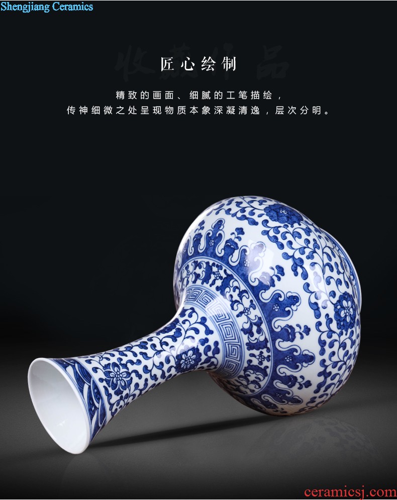 Jingdezhen ceramics furnishing articles hand-painted Chinese blue and white porcelain vase archaize sitting room decorate craft vase