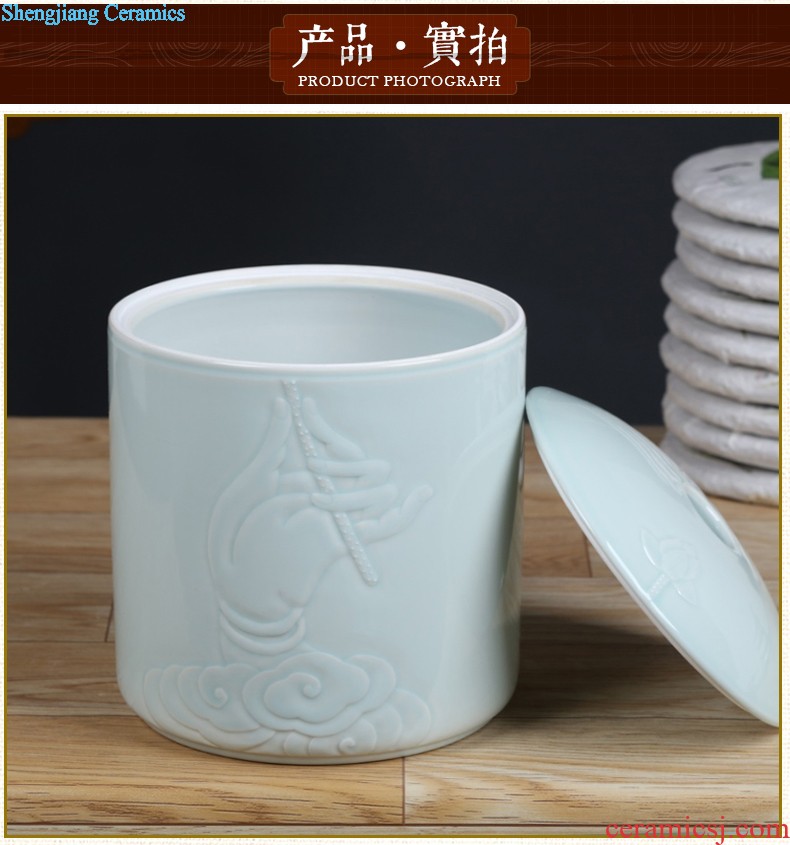 New product Hand painted blue and white porcelain tea pot Ceramic seal tank 1 catty loose tea pot Pu 'er wake POTS