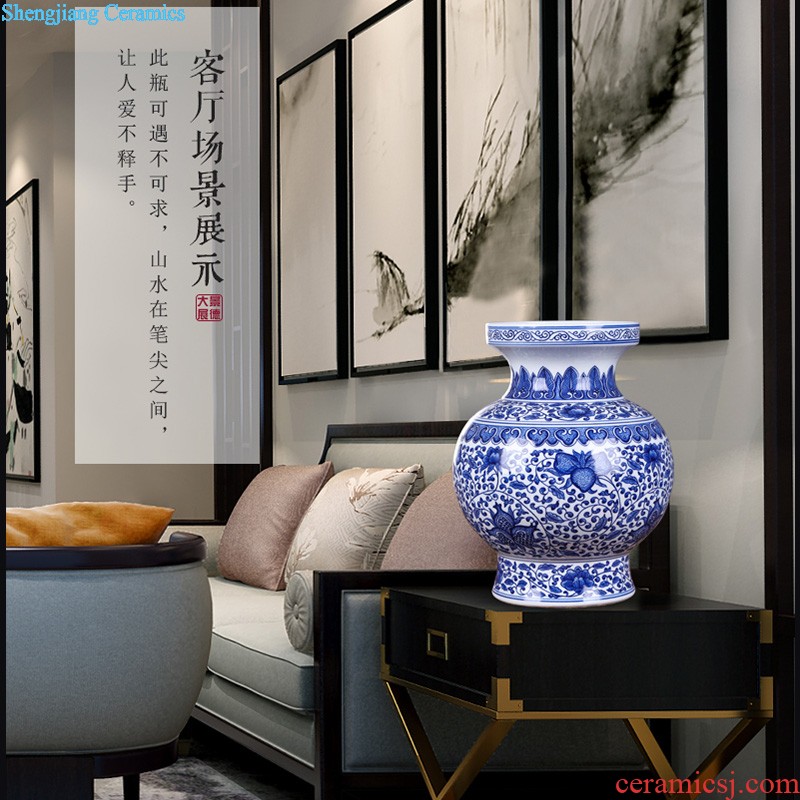 Jingdezhen ceramic furnishing articles under the antique porcelain Xiao Heyue after han xin ceramic vases, flower crafts are sitting room