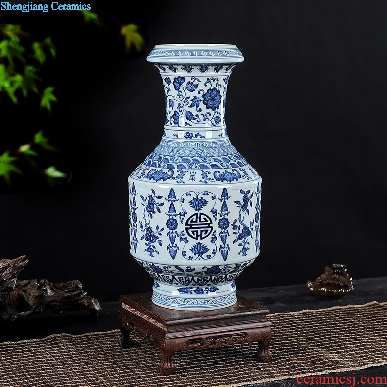 Thin jingdezhen ceramic vase decorated the living room New Chinese style living room furnishing articles hand-painted hotel TV ark decoration