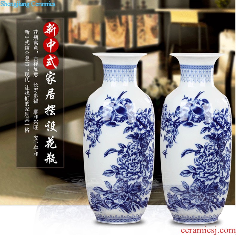 Hand-painted mini flower vase of blue and white porcelain of jingdezhen ceramics home rich ancient frame furnishing articles classic Chinese style living room