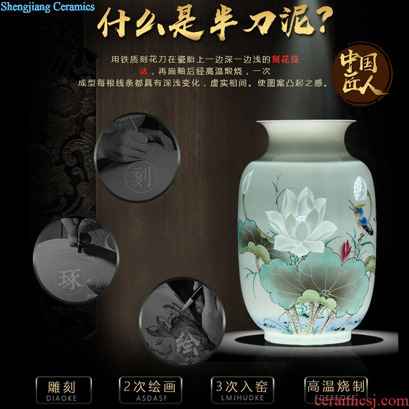 Jingdezhen ceramic classical large blue and white porcelain vase household living room flower arrangement of Chinese style restoring ancient ways is rich ancient frame furnishing articles